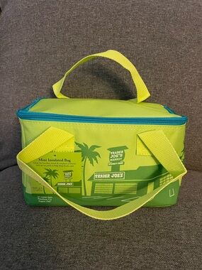 Trader Joe's Lime Green Insulated Lunch Bag - Limited Release!